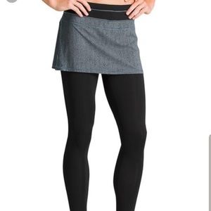 Athleta Black and Gray Skirted Leggings